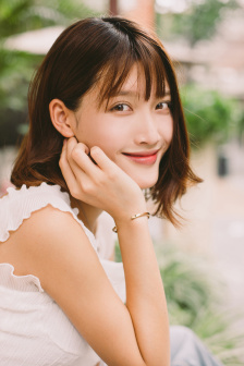 美女比基尼游泳图片视频